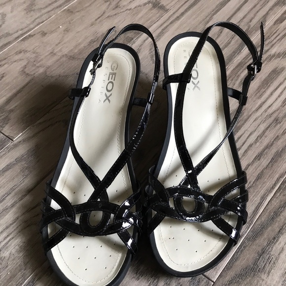 🌞🌻 Geox sandals size 7.5 - Picture 4 of 10
